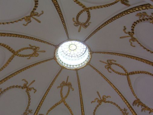 1280px-Bar_Convent_Dome_Detail
